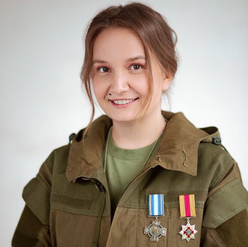 decorated female veteran 