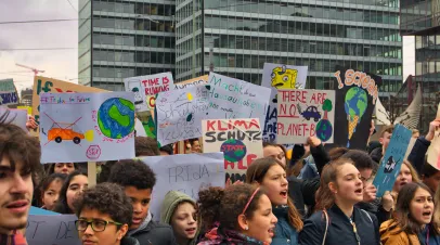 "Fridays for Future" protest in Frankfurt. Participants protesting against climate policy.