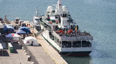 The ship "Rio Segura" arrives at the port with migrants recovered from the Mediterranean Sea.