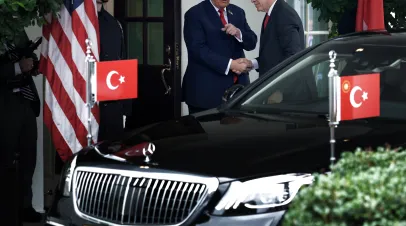 Presidents Trump and Erdogan entering the white house