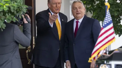 WASHINGTON, DC - NOVEMBER 7:U.S. President Donald Trump (L) greets Prime Minister of Hungary Victor Orban as he arrives at the White House on November 7, 2025 in Washington, DC. Orbán and Trump are expected to address the continued reliance of Hungary on Russian oil, a resource seen as critical for funding Moscow's war. 