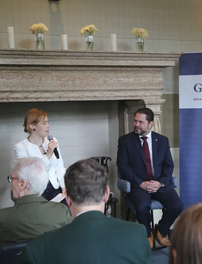Alexandra de Hoop Scheffer and Sen Gallego
